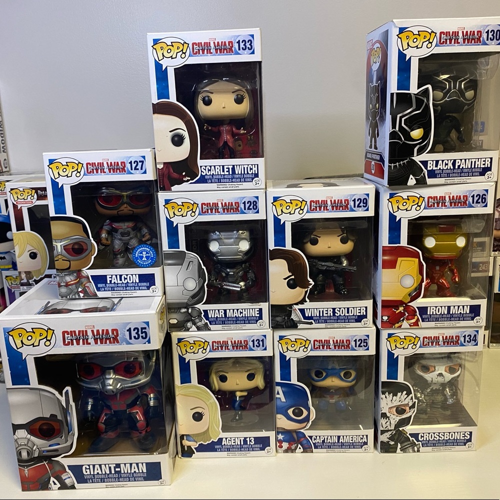 Funko pop civil war SELLING MY COLLECTION IN OTHER LISTINGS - Picture 1 of 1